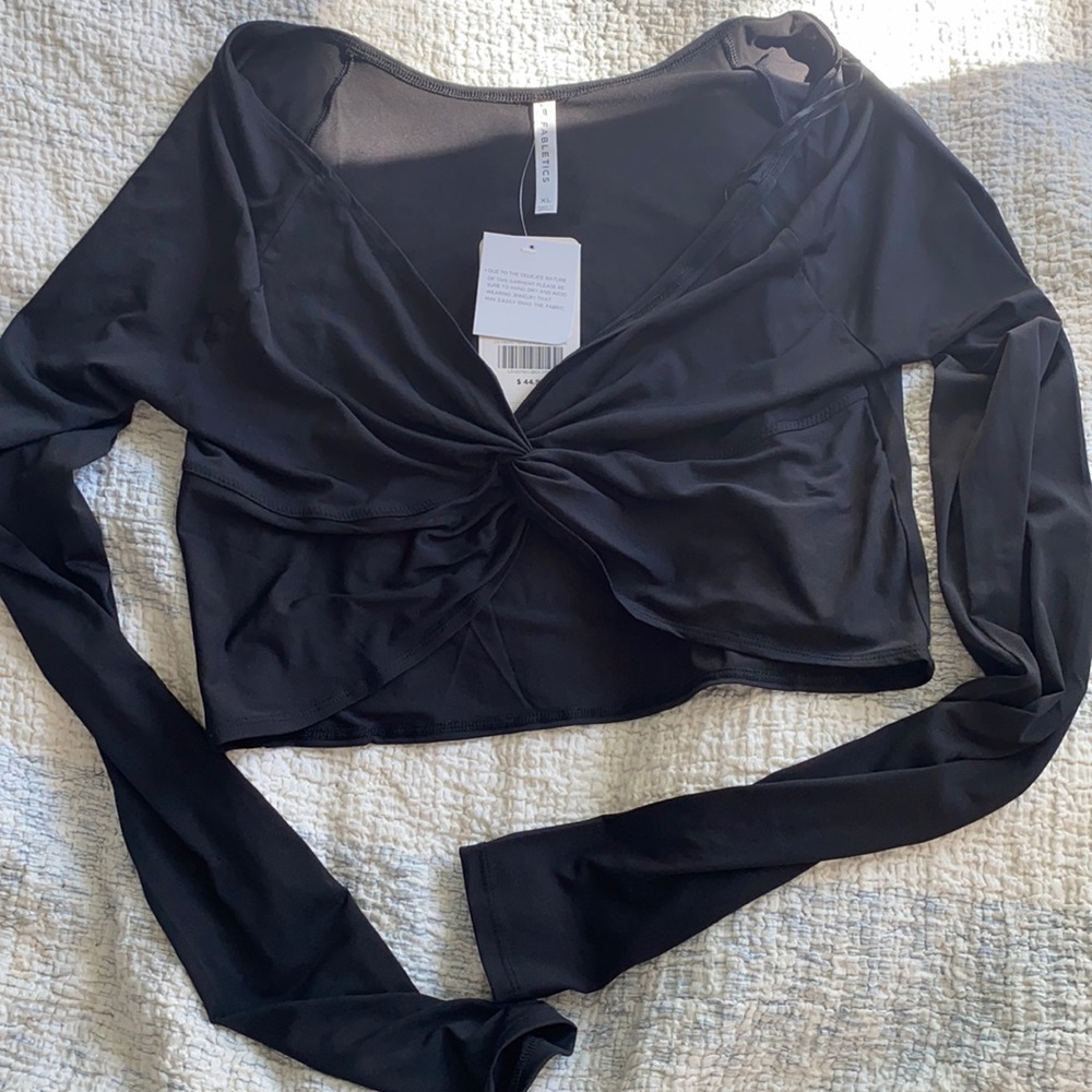 Fabletics liv front twist l/s layer top